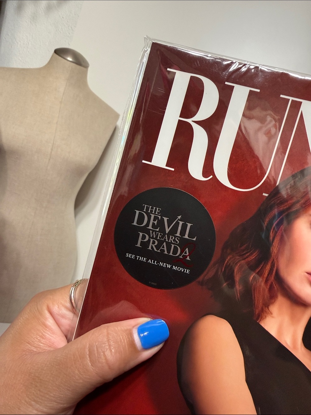 Limited Edition The Devil Wears Prada 2 Movie Runway Magazine 2026 - Picture 3 of 3